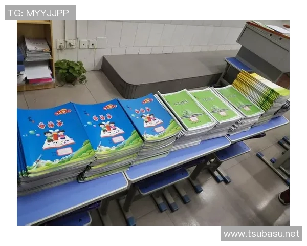 我心中的足球英雄日记记录与成长的点滴瞬间 我心中的足球英雄日记记录与成长的点滴瞬间